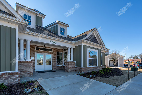 1002-s-pointe-ext5574