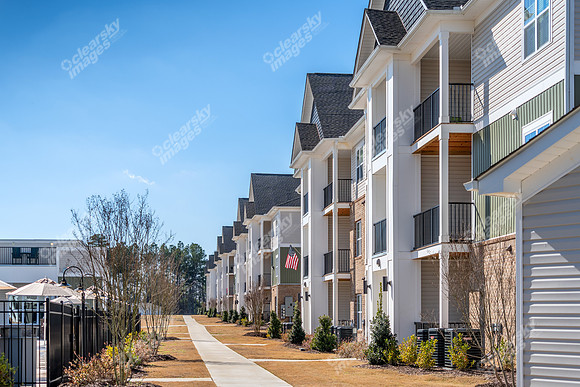 1002-s-pointe-ext11645