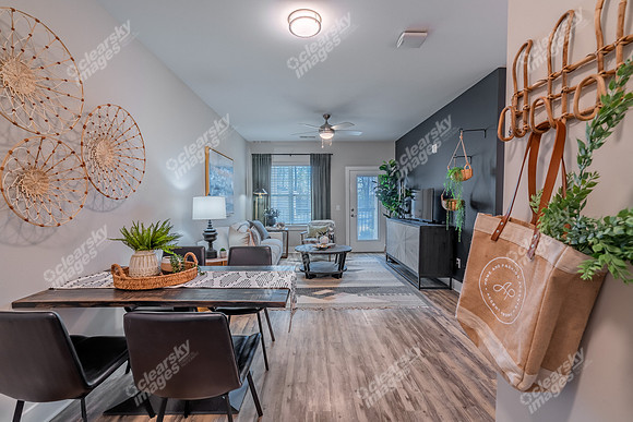 1002-s-pointe-int5066