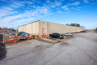 8665-w-market-ext6324