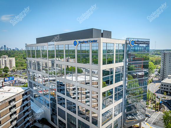 2060-peachtree-drn0969