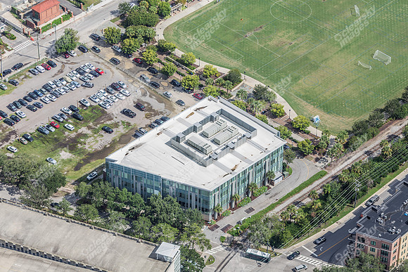 25-calhoun-air6359