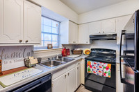 1613-greenview-int7287