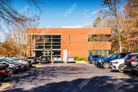 1000-crescent-ext-8666
