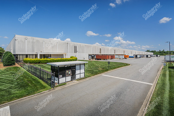 1000-stanley-ext12653