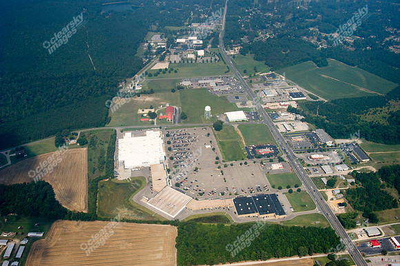 clinton-shopping-air-0711-890