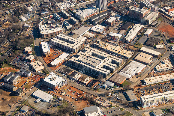 305-doggett-421-w-tremont-air-2634