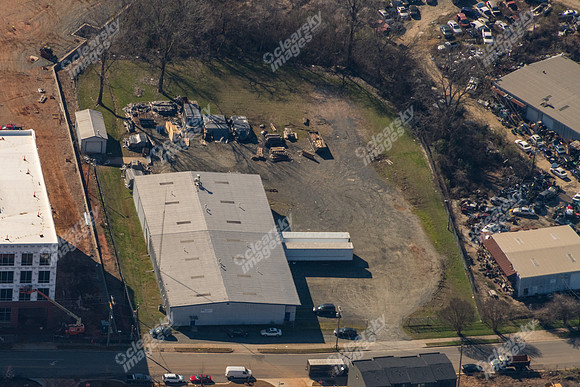305-doggett-421-w-tremont-air-2667