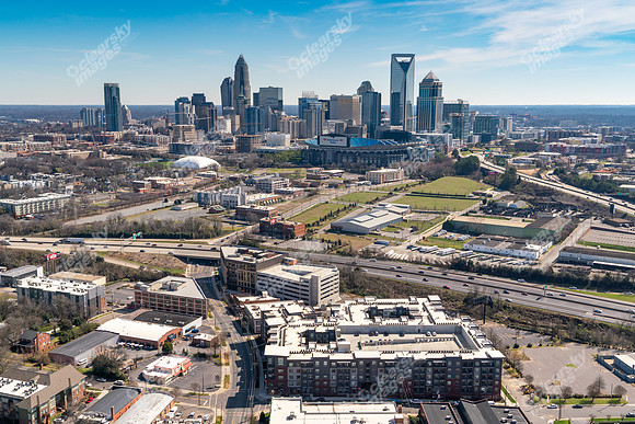 1213-w-morehead-air-6563