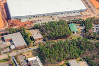 1275-person-air-2498
