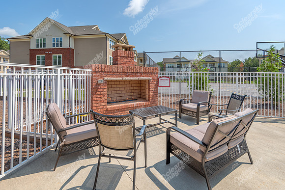 mcculers-walk-pool-ext-5755