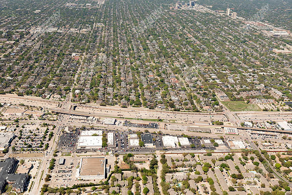 5809-east-lovers-air-dallas-tx-2018-0170