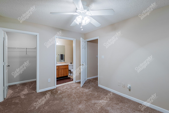 fairways-apts-0242