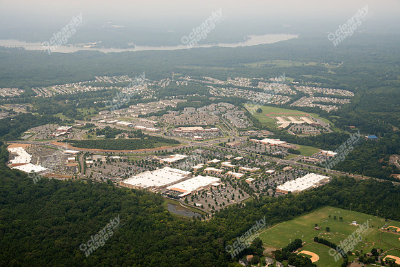 rivergate-shopping-center-081614-479