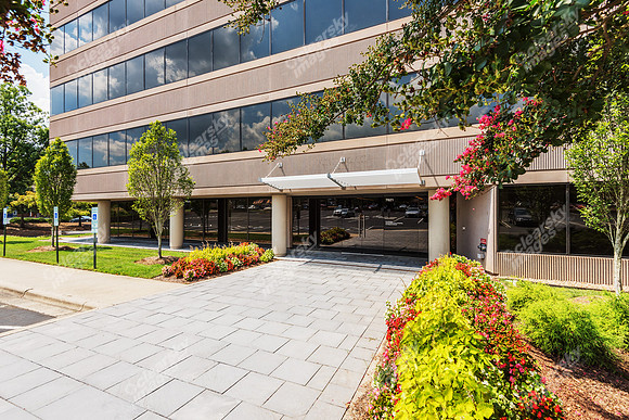 quail-plaza-ext-6142