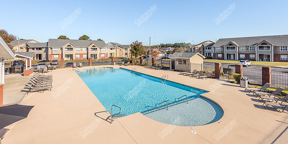 2221-hyde-ext-2230b