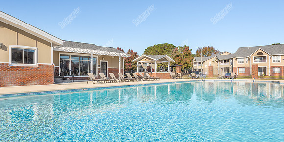 2221-hyde-ext-2284b