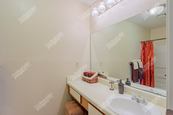 hampton-woods-kc-2395