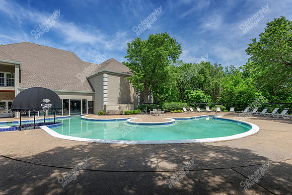 hampton-woods-kc-2045