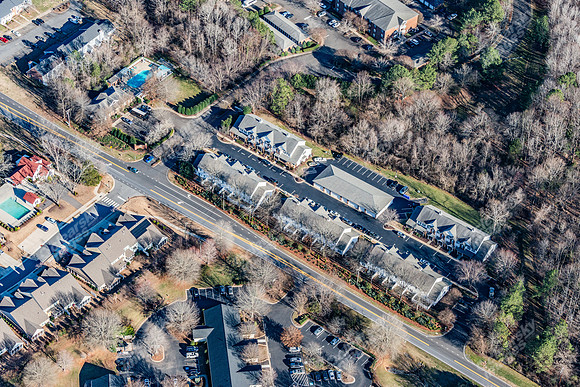 405-thomas-air1030