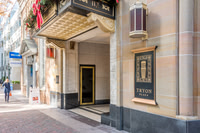 112-s-tryon-ext-6807