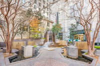 112-s-tryon-ext-6912