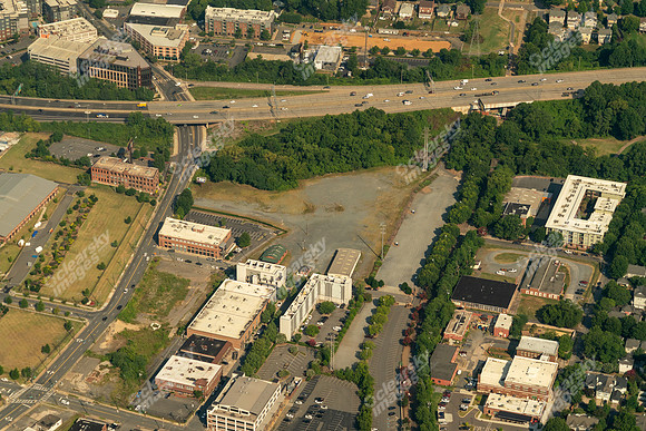 1040-w-morehead-air-3221