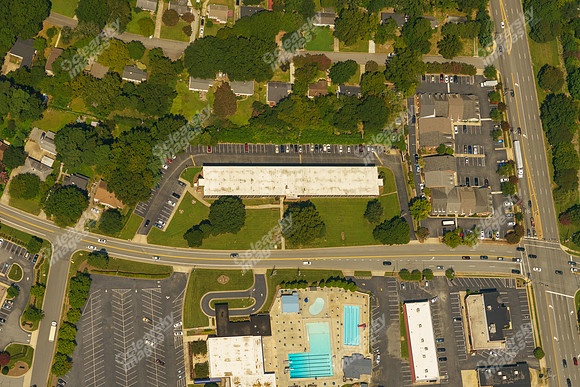 2200-w-cornwallis-air-5476