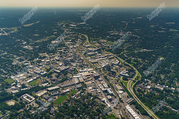 605-w-main-air-5176