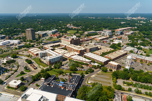 605-w-main-air-5290
