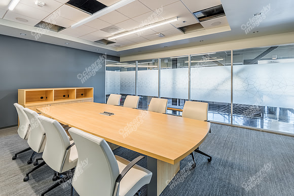 5520-capital-center-int-0493