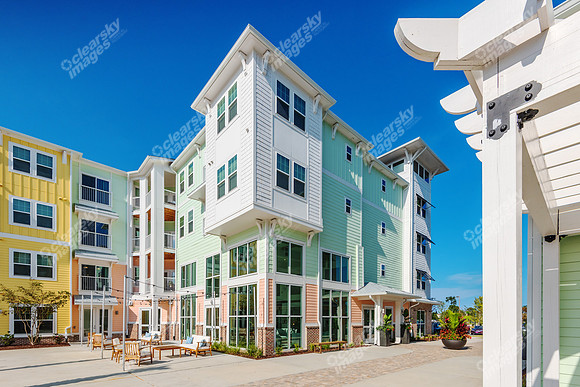 1231-hadley-ext-7716