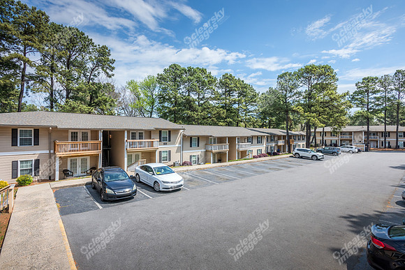 1606-pinecroft-ext2055