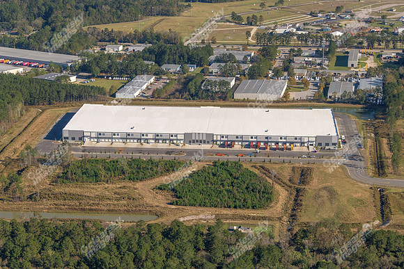 8060-commerce-air-7451