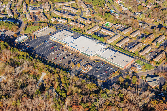 5100-n-roxboro-air-5656