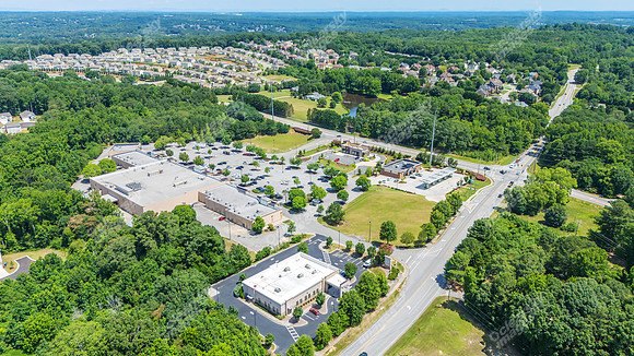 831-auburn-drn2084