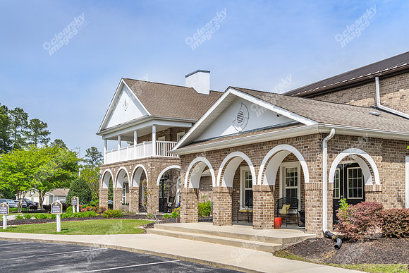 100-delaney-ext16313