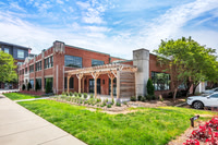 1401-w-morehead-ext4946