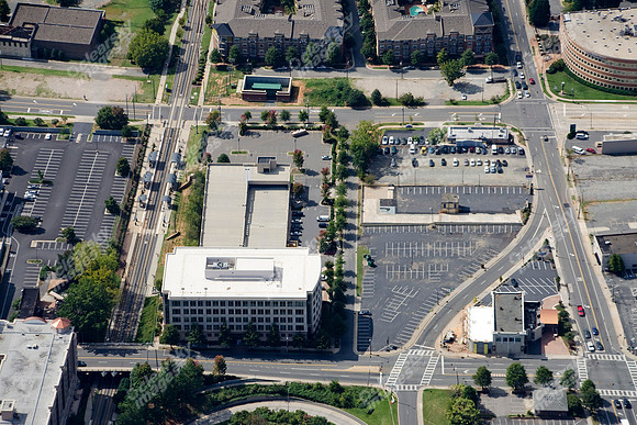 morehead-square-cbd-air-169