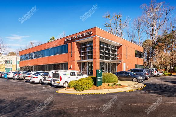 1000-crescent-ext-8690