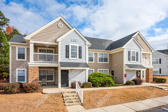 800-churchill-ext9152