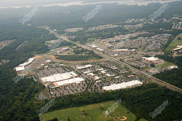 rivergate-shopping-center-081614-482
