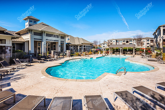 121-village-green-ext-7906