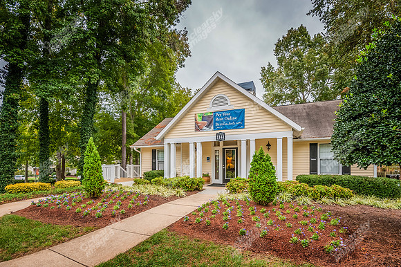 clarion-crossing-apts-14