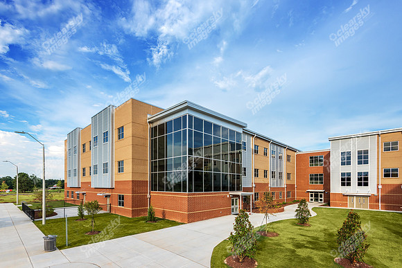 south-garner-hs-ext-5546