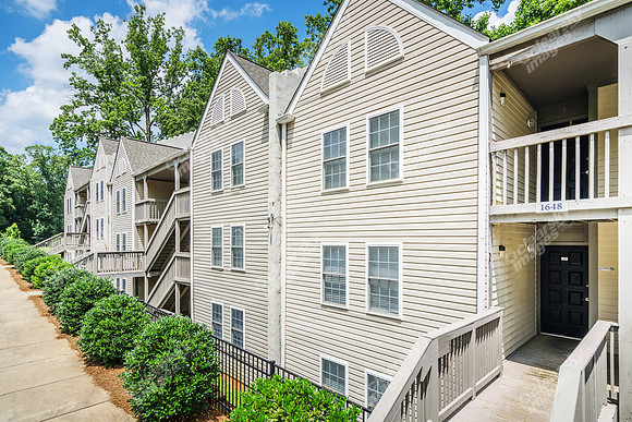 1636-chippendale-ext1426