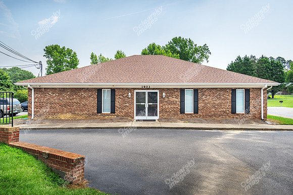 1901-lipscomb-ext20484
