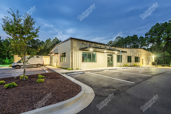 485-center-twi22785