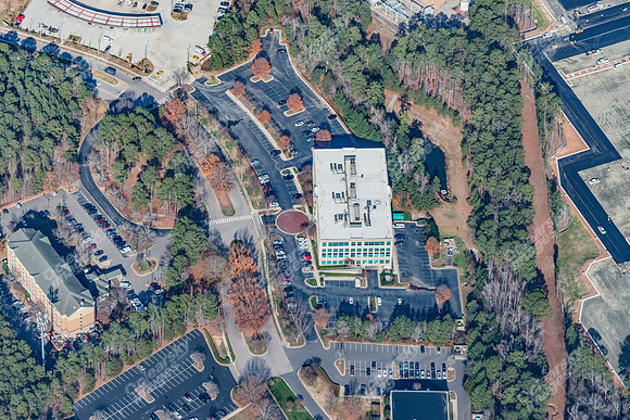 2121-rdu-center-air7342
