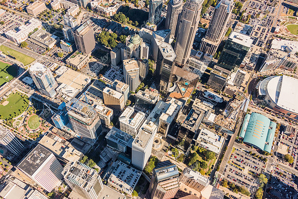 CLT-CBD-102516-air-7423